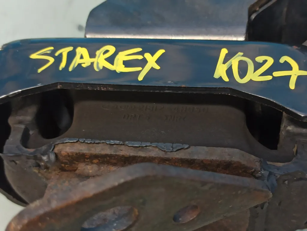 Опора двигателя правая Hyundai Grand Starex 2007-2015