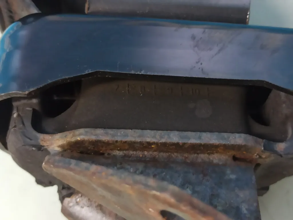 Опора двигателя правая Hyundai Grand Starex 2007-2015