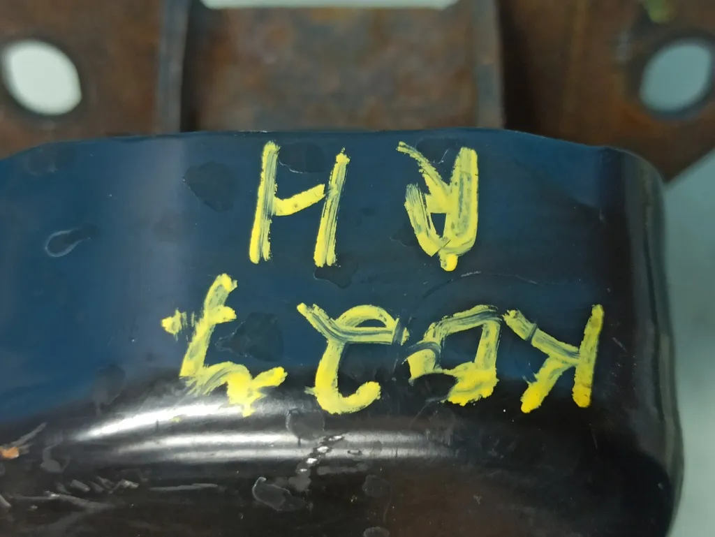 Опора двигателя правая Hyundai Grand Starex 2007-2015