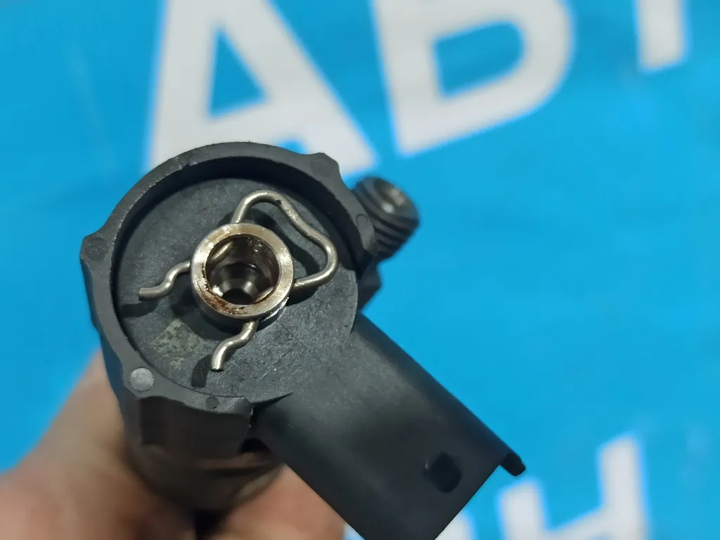 Форсунка топливная Hyundai Grand Starex 2007-2015