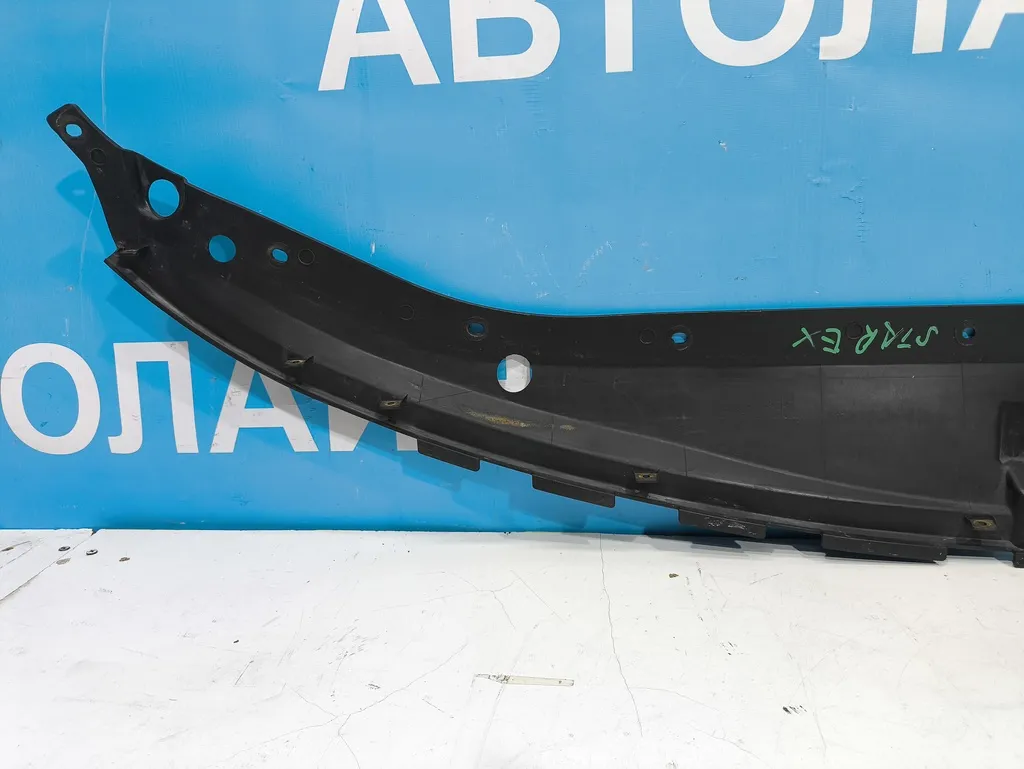 Кожух замка капота Hyundai Grand Starex 2007-2015