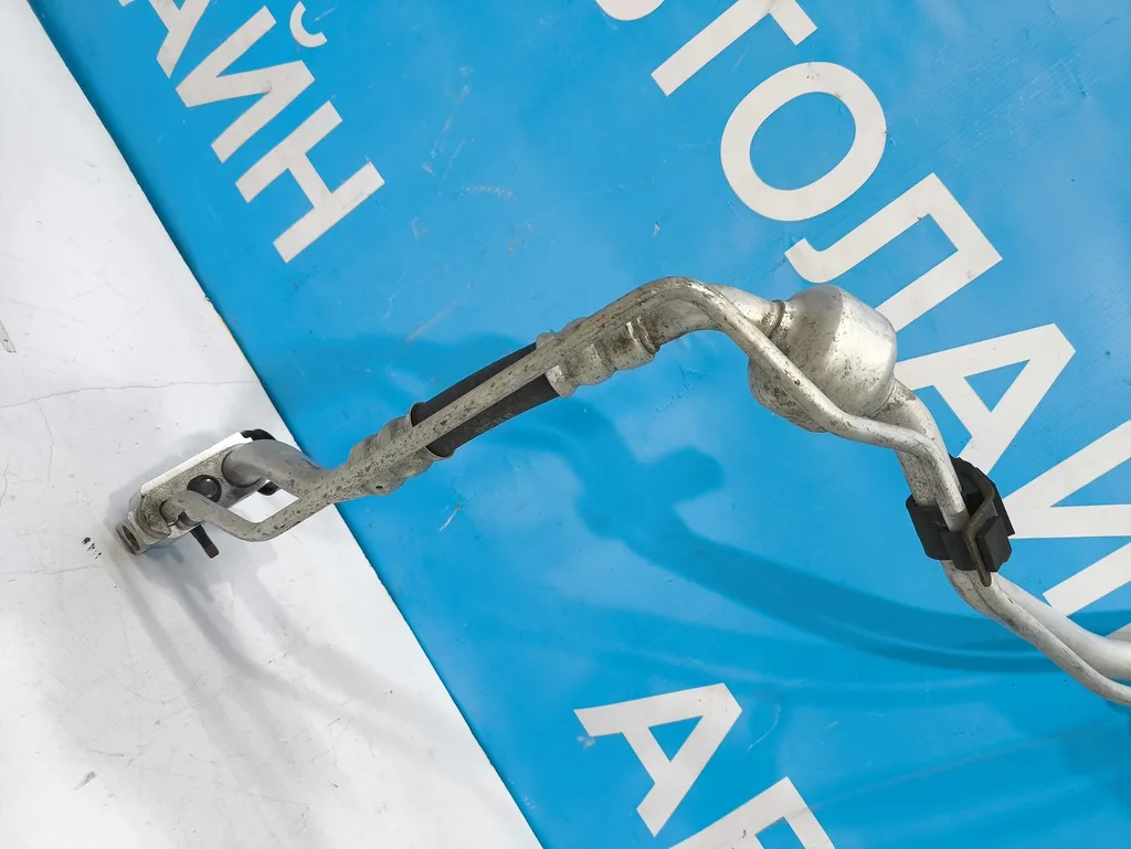 Трубка кондиционера Kia Ceed 1 2010-2012