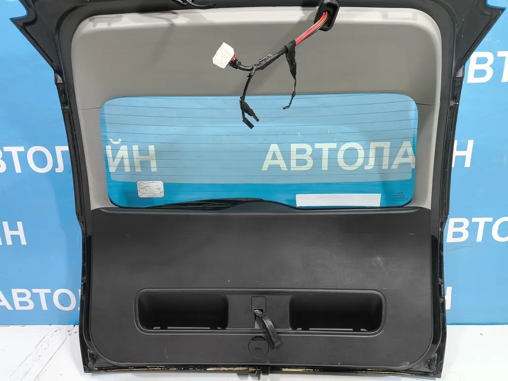 Обшивка крышки багажника Kia Ceed 1 2010-2012