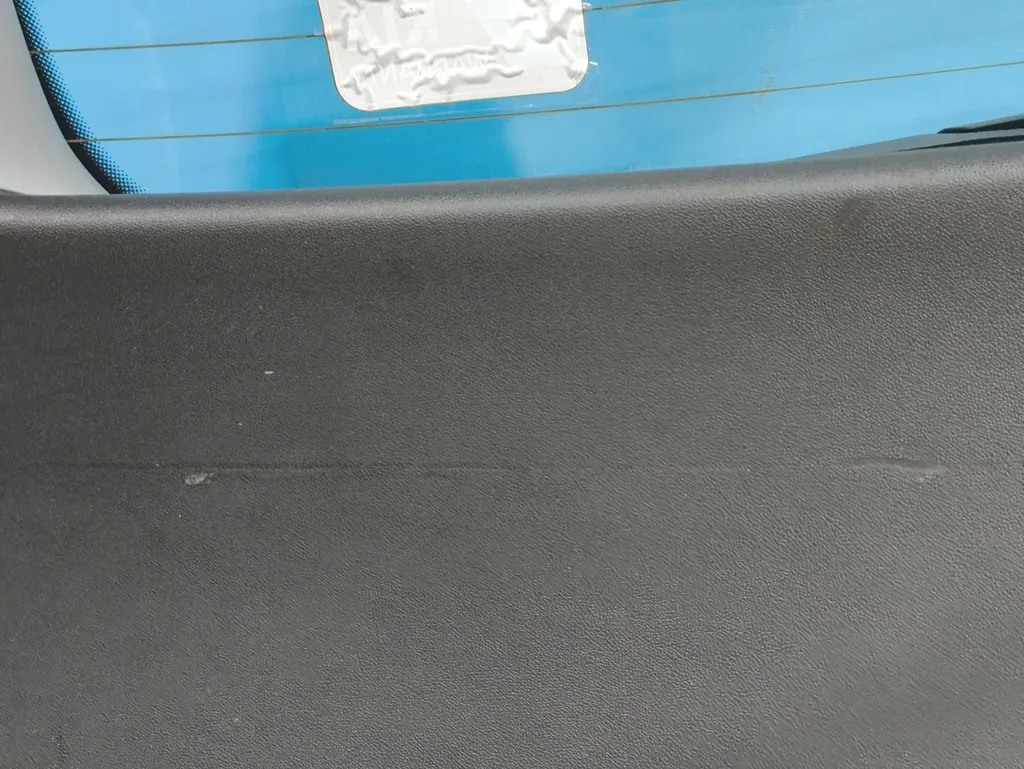 Обшивка крышки багажника Kia Ceed 1 2010-2012