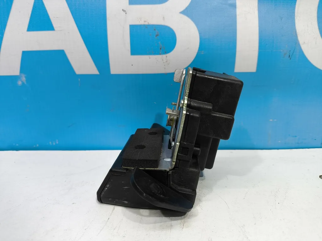 Замок багажника Kia SOUL 2 2013-2016