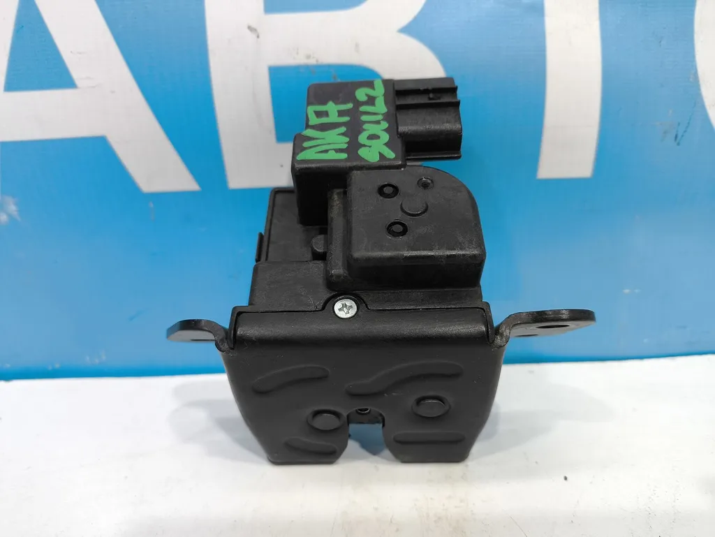 Замок багажника Kia SOUL 2 2013-2016