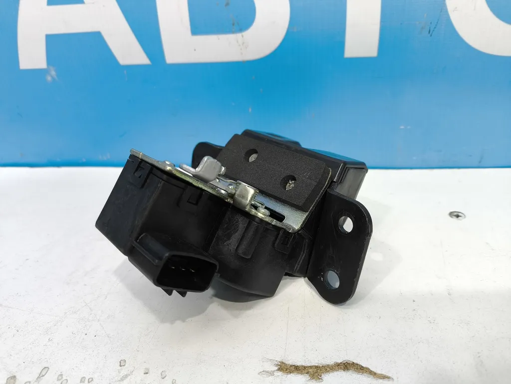 Замок багажника Kia SOUL 2 2013-2016