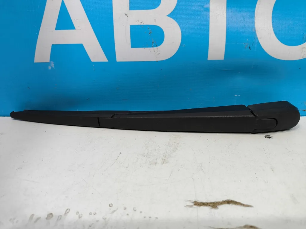 Поводок стеклоочистителя заднего Kia SOUL 2 2013-2016