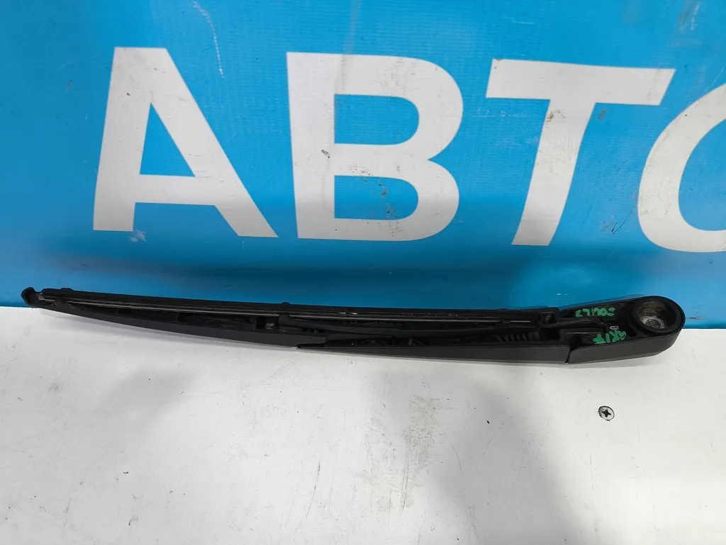 Поводок стеклоочистителя заднего Kia SOUL 2 2013-2016