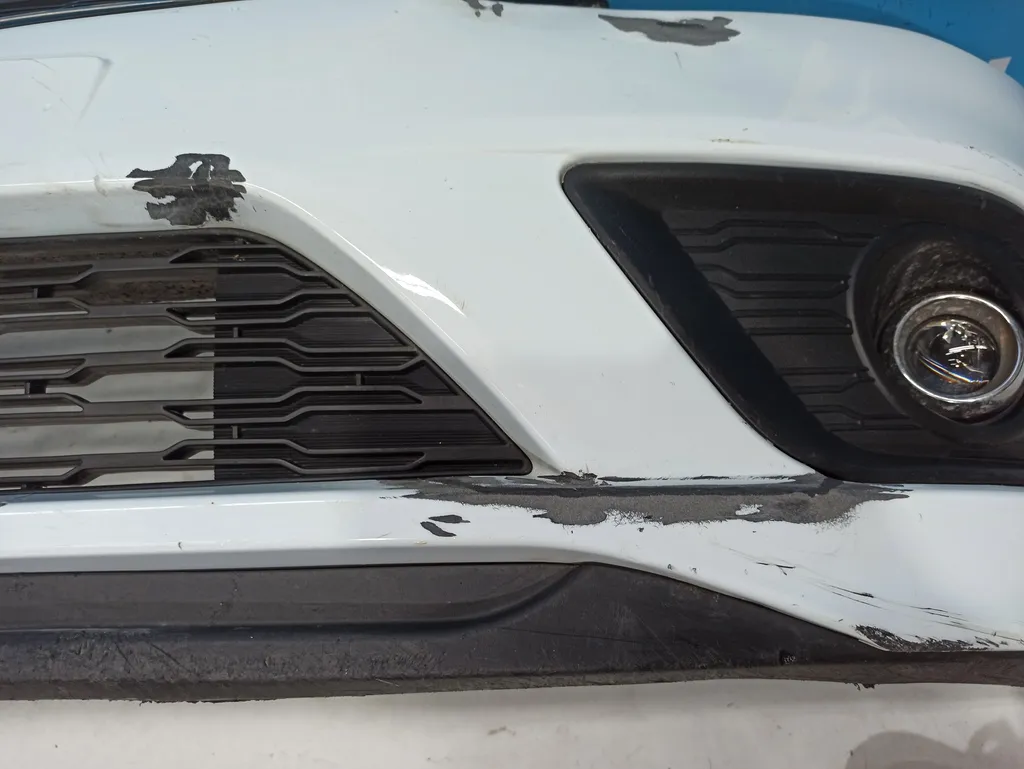 Бампер передний Kia Ceed 1 2010-2012