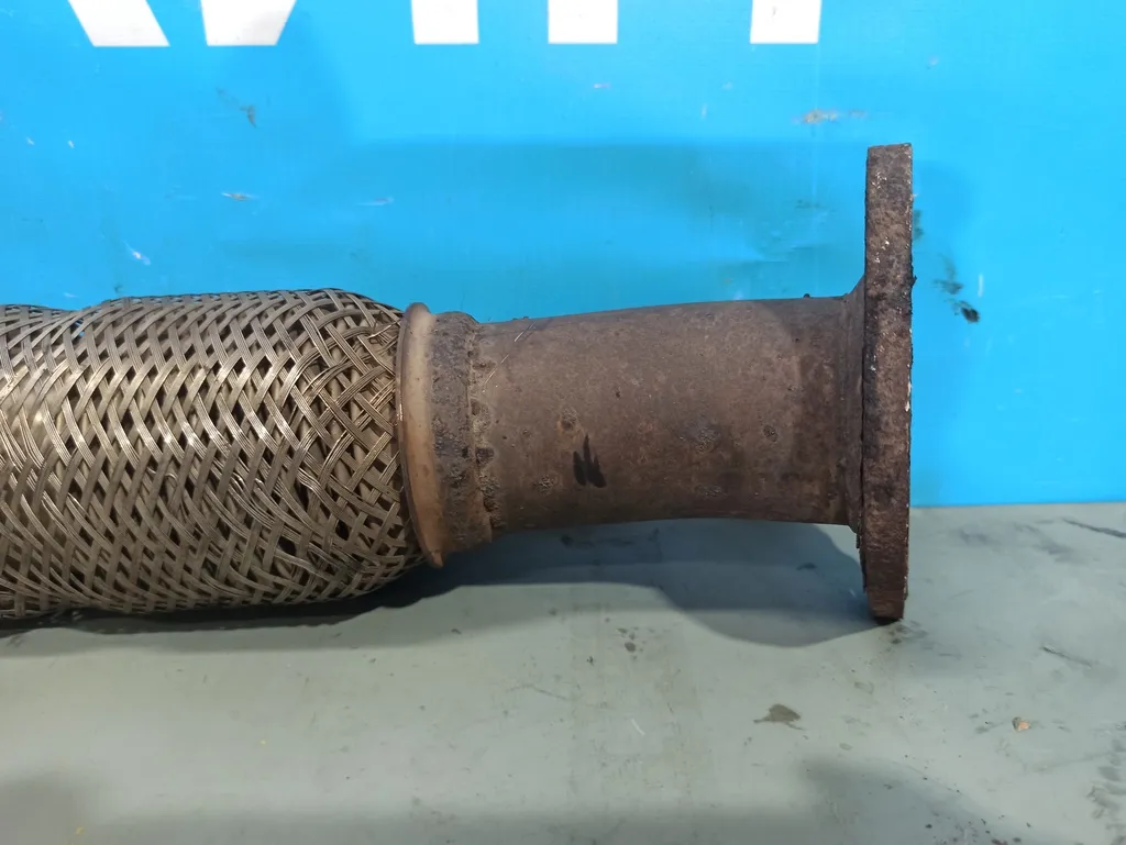 Приемная труба глушителя Kia Sportage 3 2010-2014