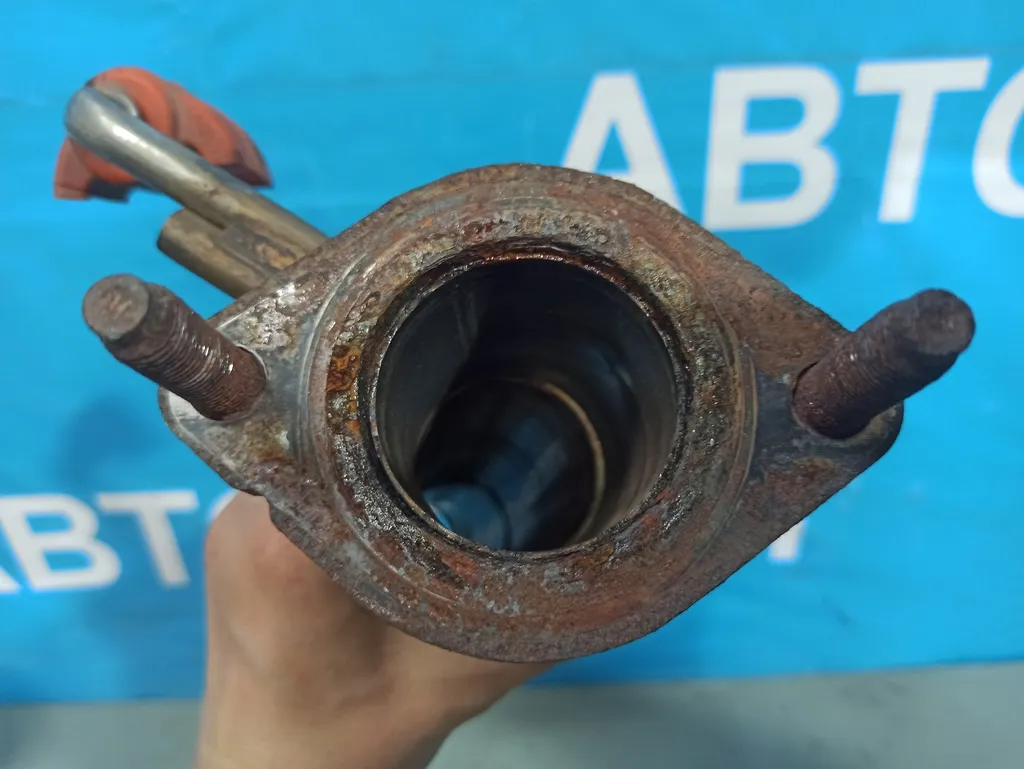 Приемная труба глушителя Kia Sportage 3 2010-2014