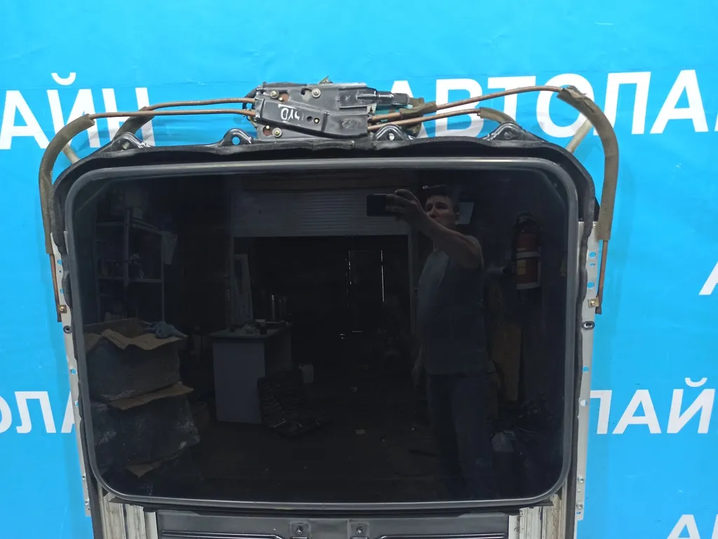Люк в сборе Hyundai Santa Fe 1 SM 2000-2005