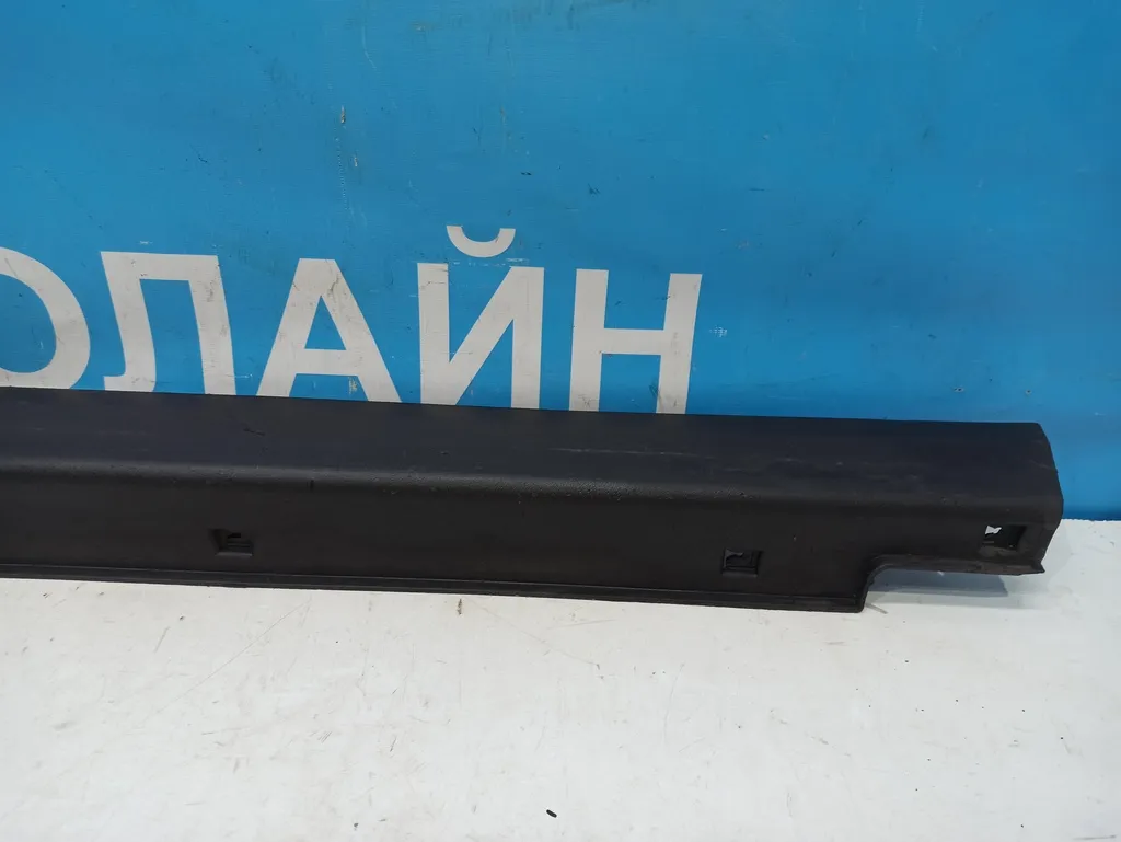 Накладка порога правого Hyundai Santa Fe 3 DM 2015-2018 Рестайлинг