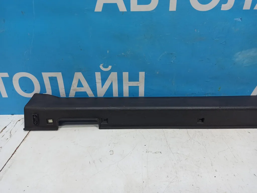 Накладка порога правого Hyundai Santa Fe 3 DM 2015-2018 Рестайлинг