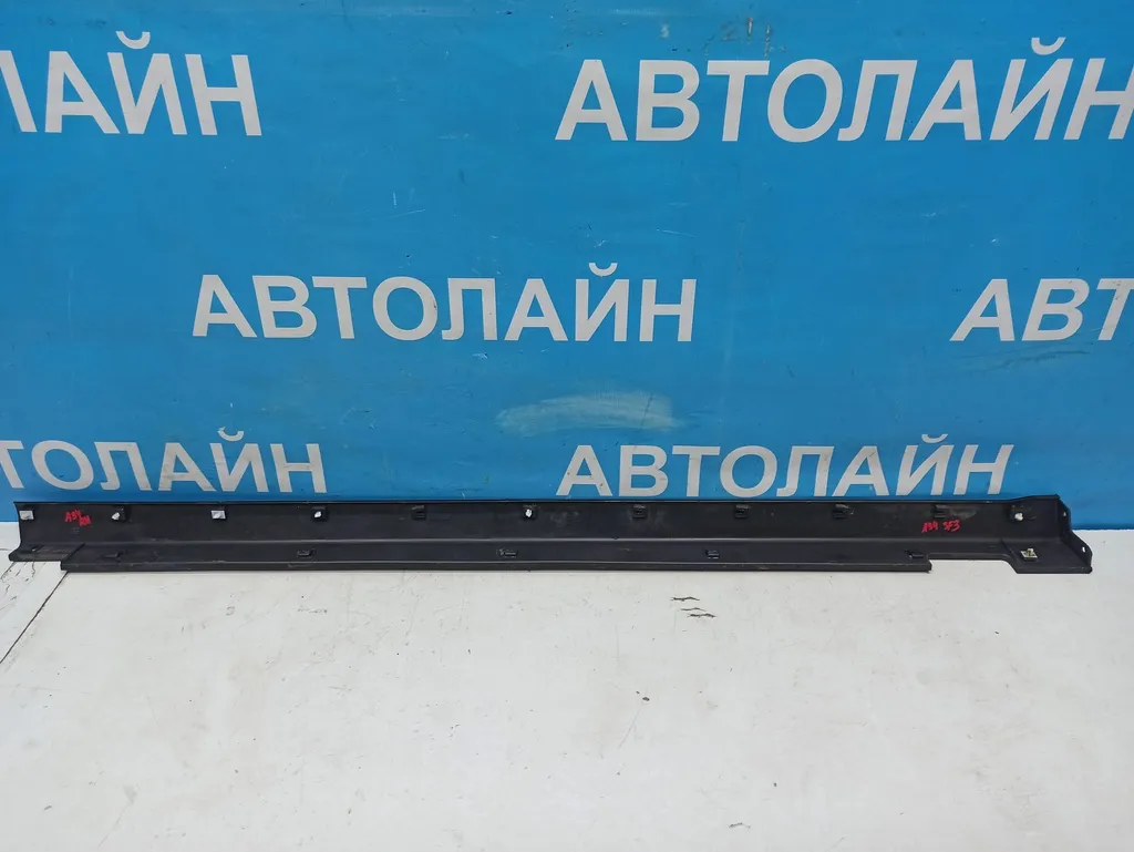 Накладка порога правого Hyundai Santa Fe 3 DM 2015-2018 Рестайлинг