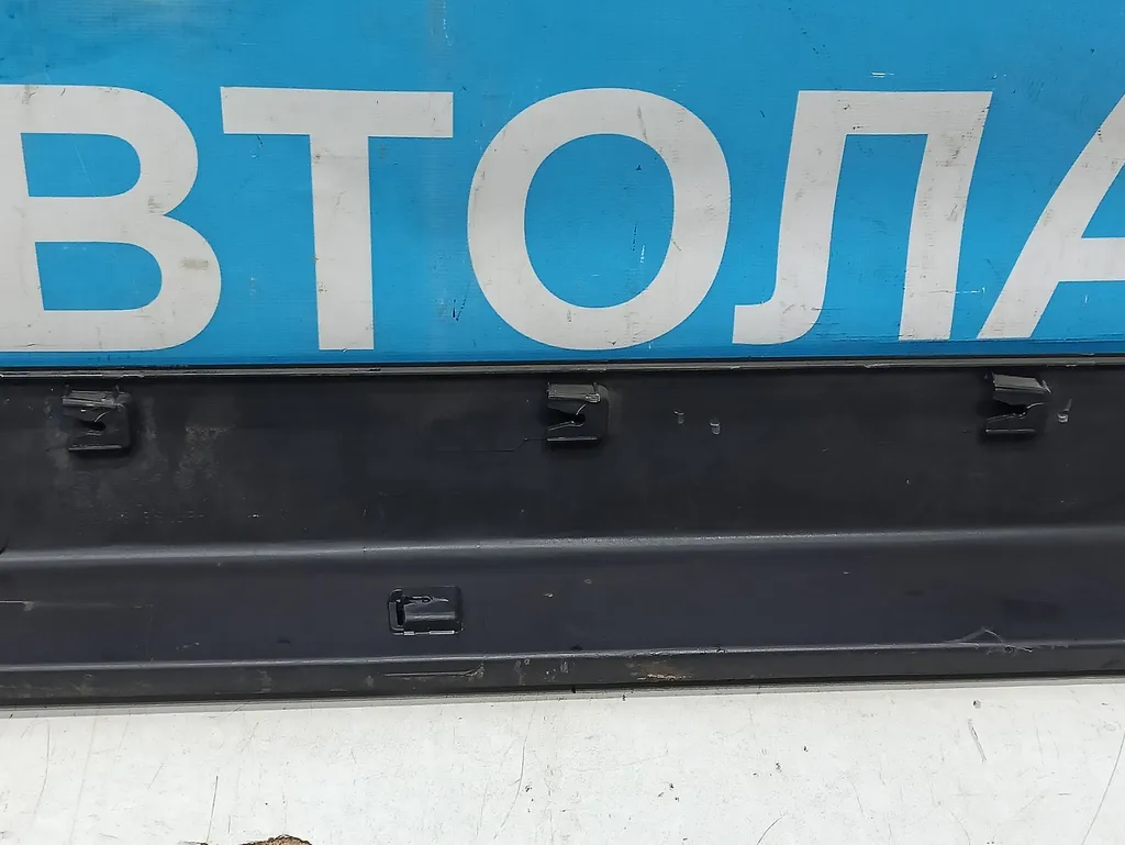 Накладка порога правого Hyundai Santa Fe 3 DM 2015-2018 Рестайлинг