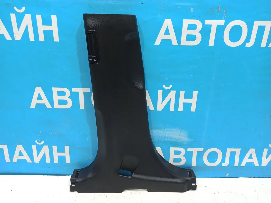 Обшивка средней стойки левой Hyundai Santa Fe 3 DM 2015-2018 Рестайлин