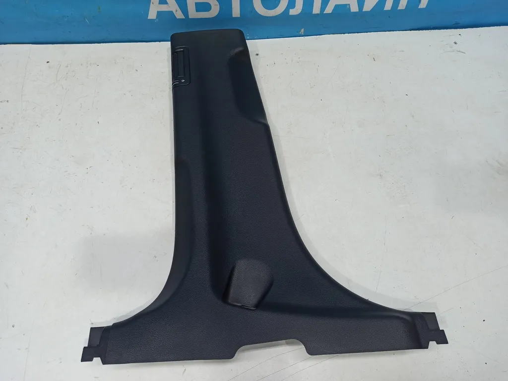 Обшивка средней стойки левой Hyundai Santa Fe 3 DM 2015-2018 Рестайлин