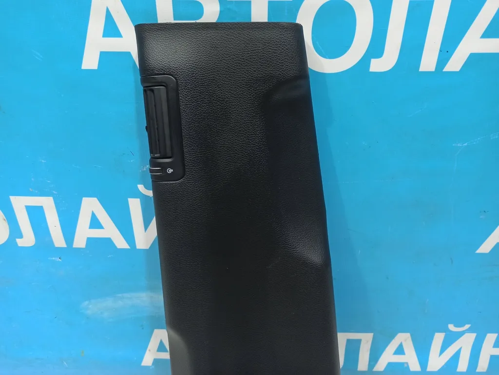 Обшивка средней стойки левой Hyundai Santa Fe 3 DM 2015-2018 Рестайлин