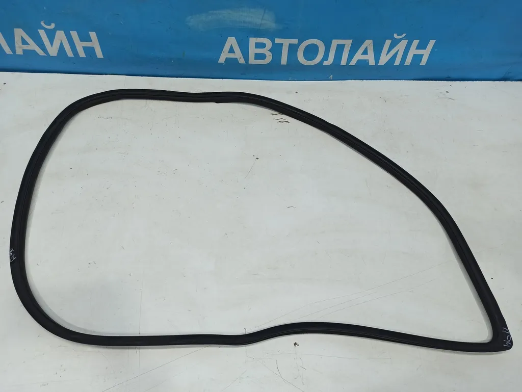 Уплотнитель дверного проема Hyundai Santa Fe 3 DM 2015-2018 Рестайлинг
