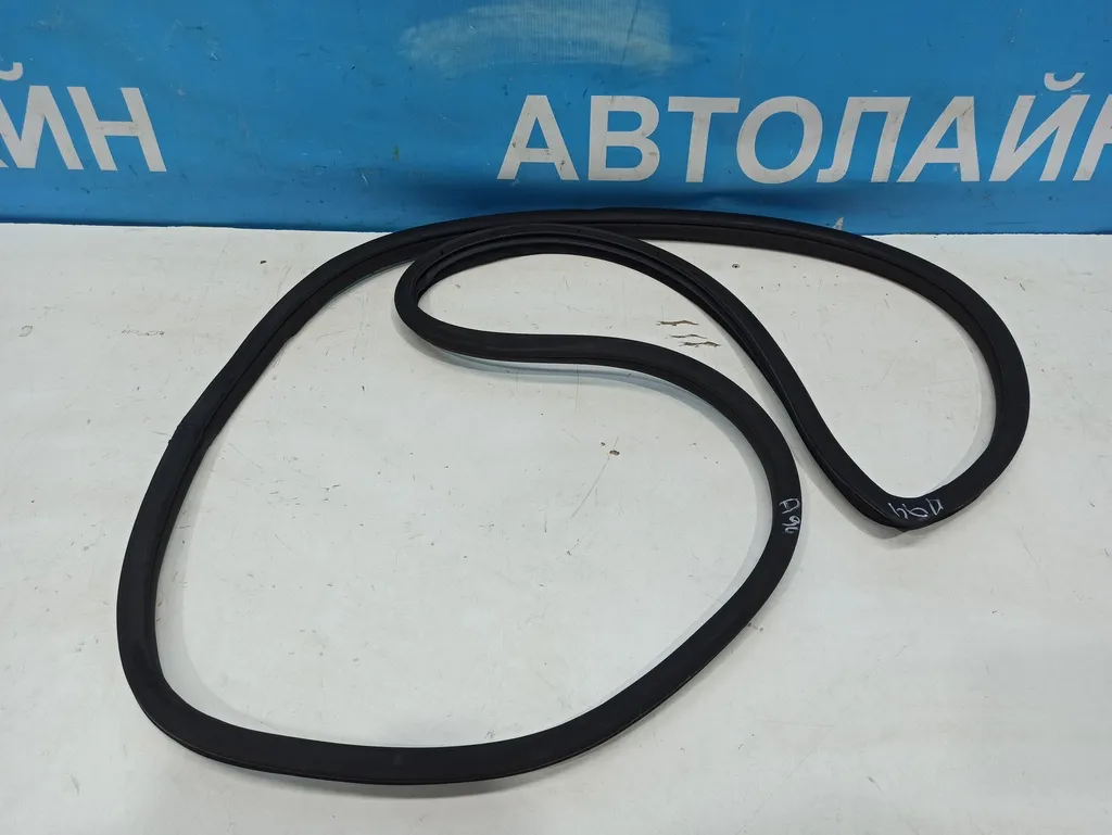 Уплотнитель дверного проема Hyundai Santa Fe 3 DM 2015-2018 Рестайлинг