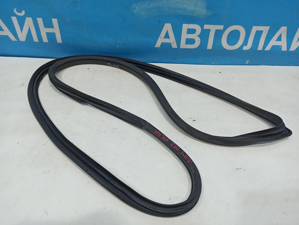 Уплотнитель дверного проема Hyundai Santa Fe 3 DM 2015-2018 Рестайлинг