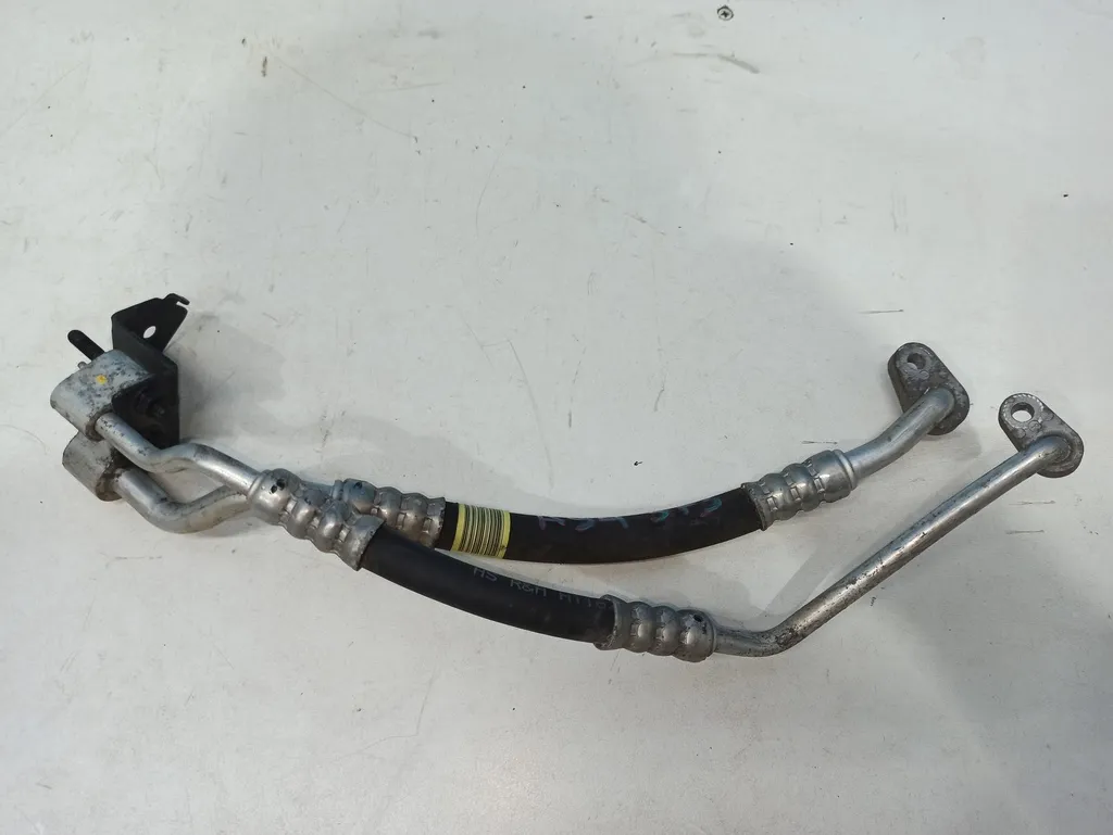 Трубка кондиционера Hyundai Santa Fe 3 DM 2015-2018 Рестайлинг