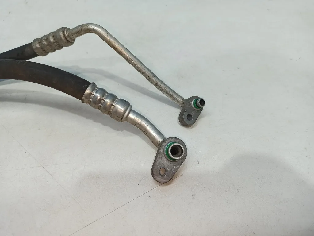 Трубка кондиционера Hyundai Santa Fe 3 DM 2015-2018 Рестайлинг