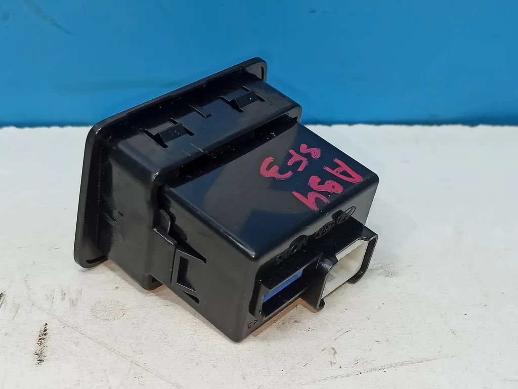 Блок AUX USB Hyundai Santa Fe 3 DM 2015-2018 Рестайлинг