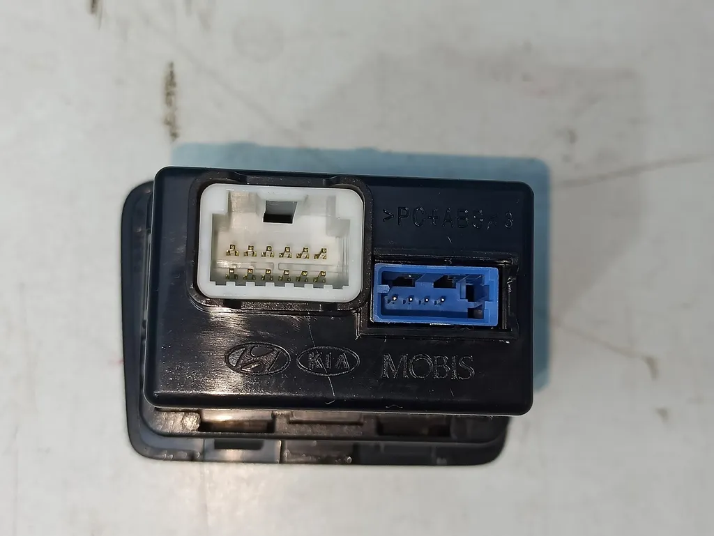 Блок AUX USB Hyundai Santa Fe 3 DM 2015-2018 Рестайлинг