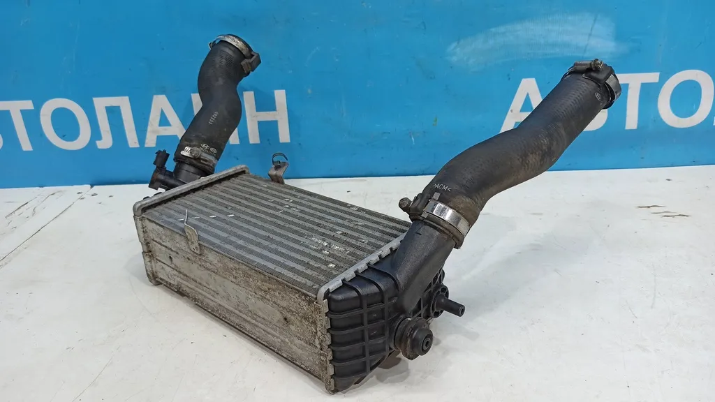 Интеркулер Kia Ceed 2 JD 2012-2015