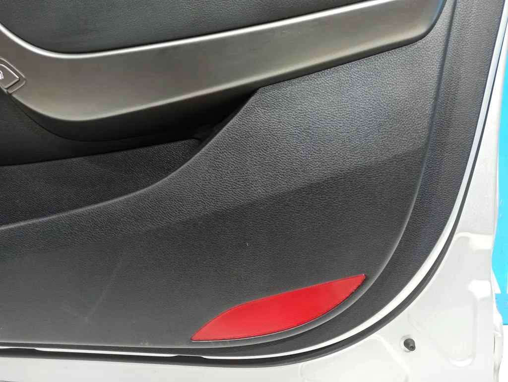 Обшивка двери передней правой Hyundai Santa Fe 3 DM 2015-2018 Рестайли