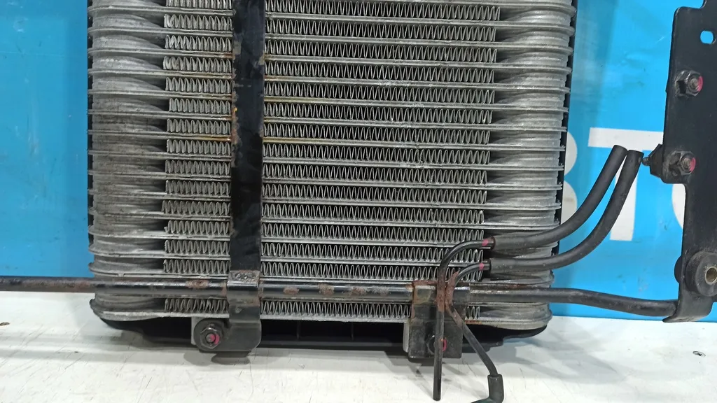 Интеркулер Hyundai Santa Fe 1 SM 2000-2005