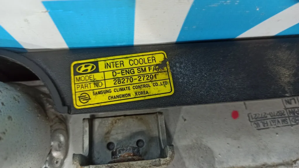 Интеркулер Hyundai Santa Fe 1 SM 2000-2005