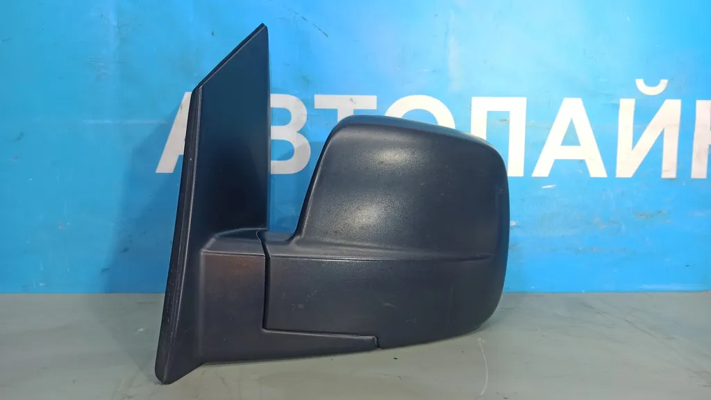 Зеркало левое Hyundai Grand Starex 2007-2015