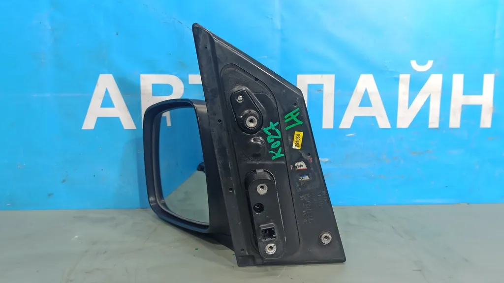 Зеркало левое Hyundai Grand Starex 2007-2015
