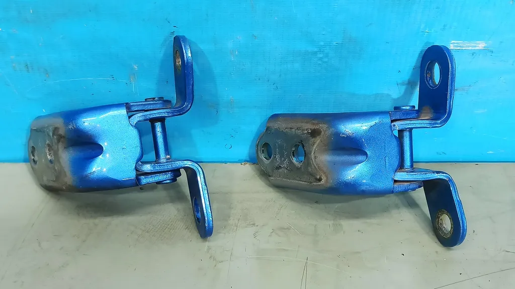 Петли двери передней Hyundai Tucson 3 2015-2018