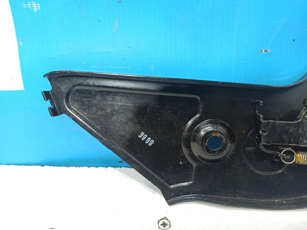 Замок двери сдвижной Hyundai Grand Starex 2007-2015