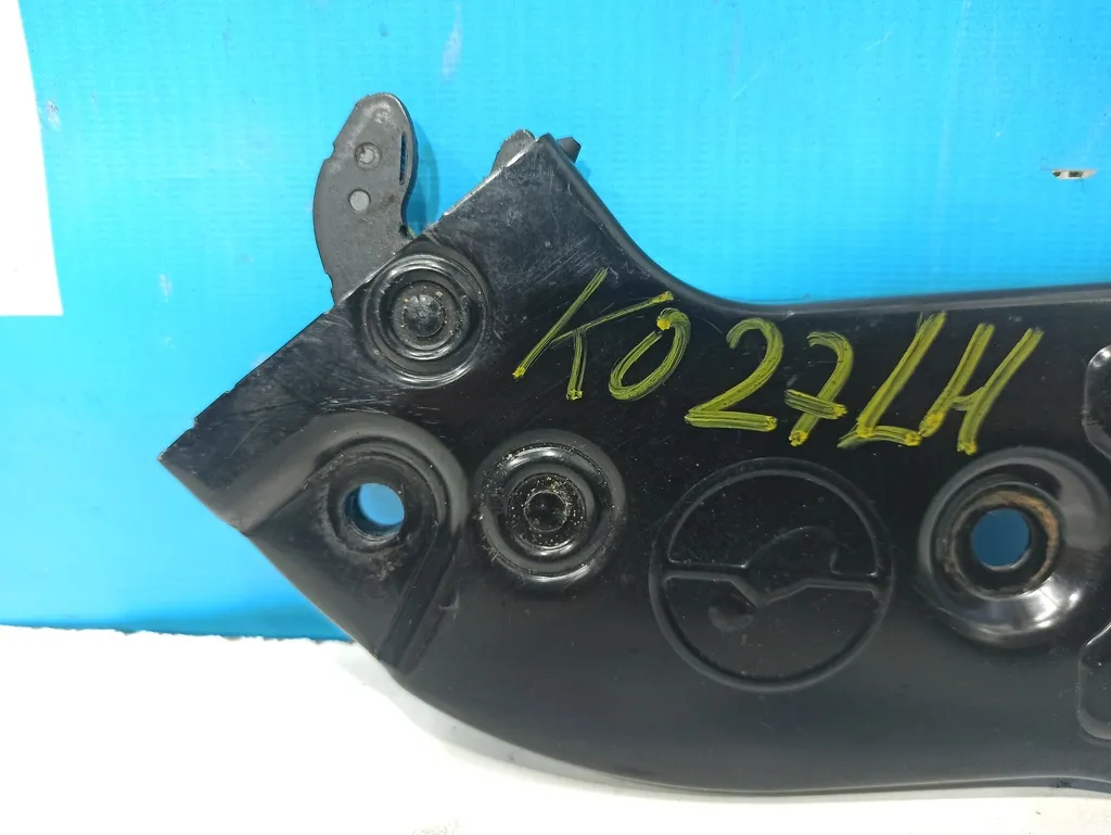 Замок двери сдвижной Hyundai Grand Starex 2007-2015