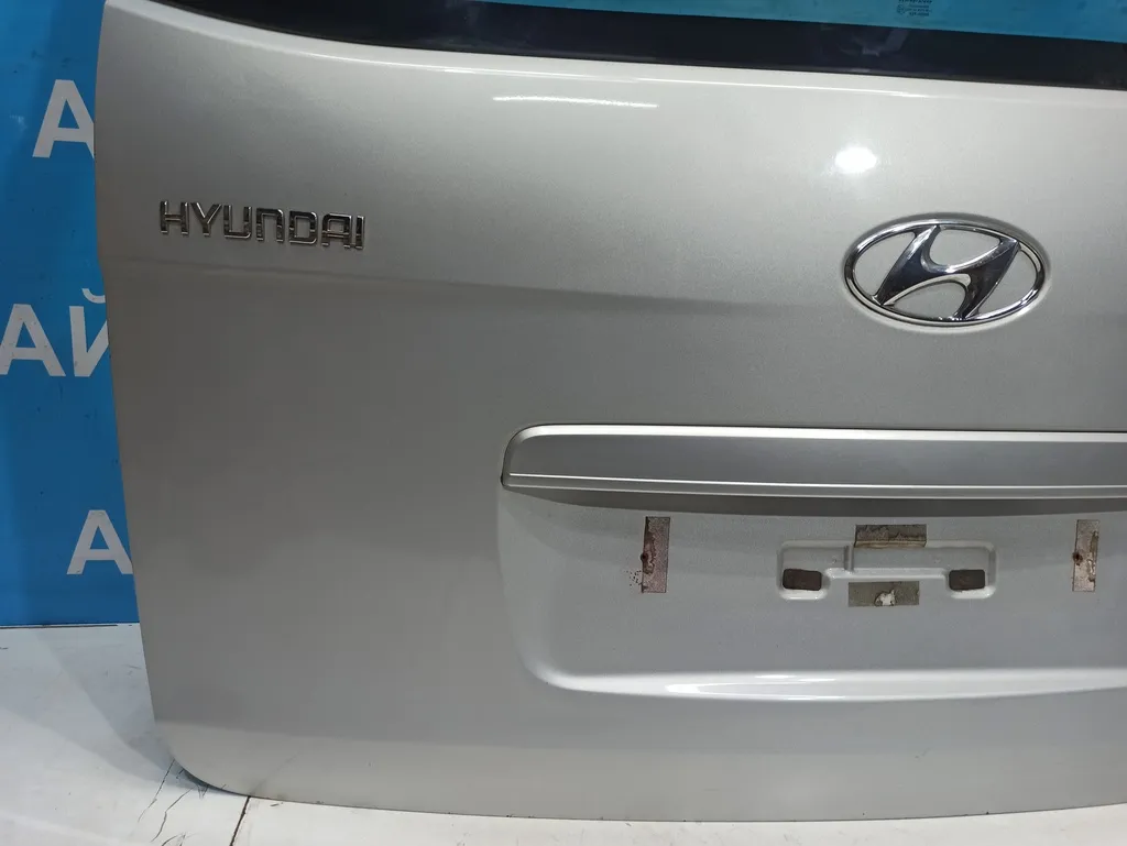 Крышка багажника Hyundai Grand Starex 2007-2015