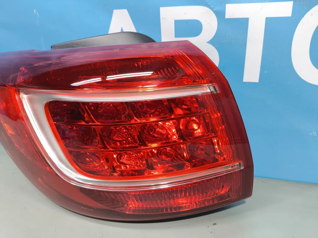 Фонарь внешний левый Kia Sportage 3 2010-2014
