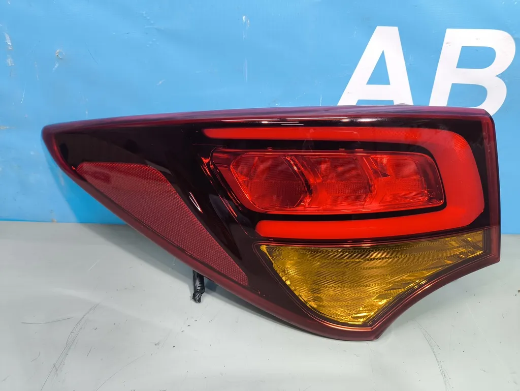 Фонарь внешний левый Hyundai Santa Fe 3 DM 2015-2018 Рестайлинг