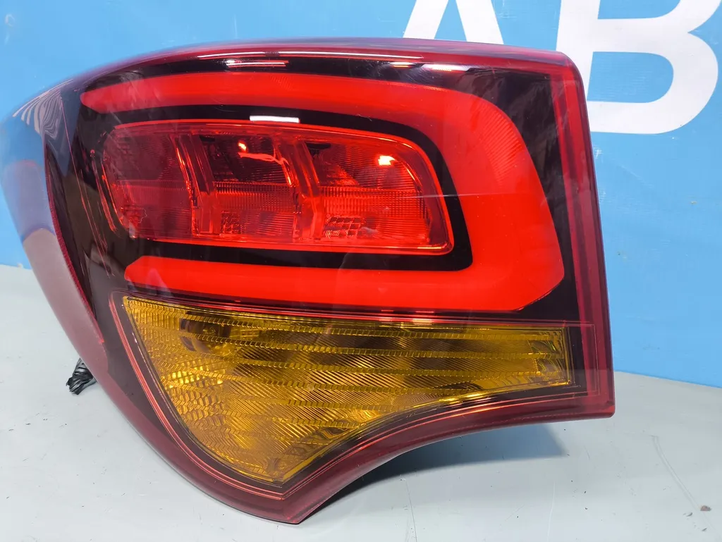 Фонарь внешний левый Hyundai Santa Fe 3 DM 2015-2018 Рестайлинг