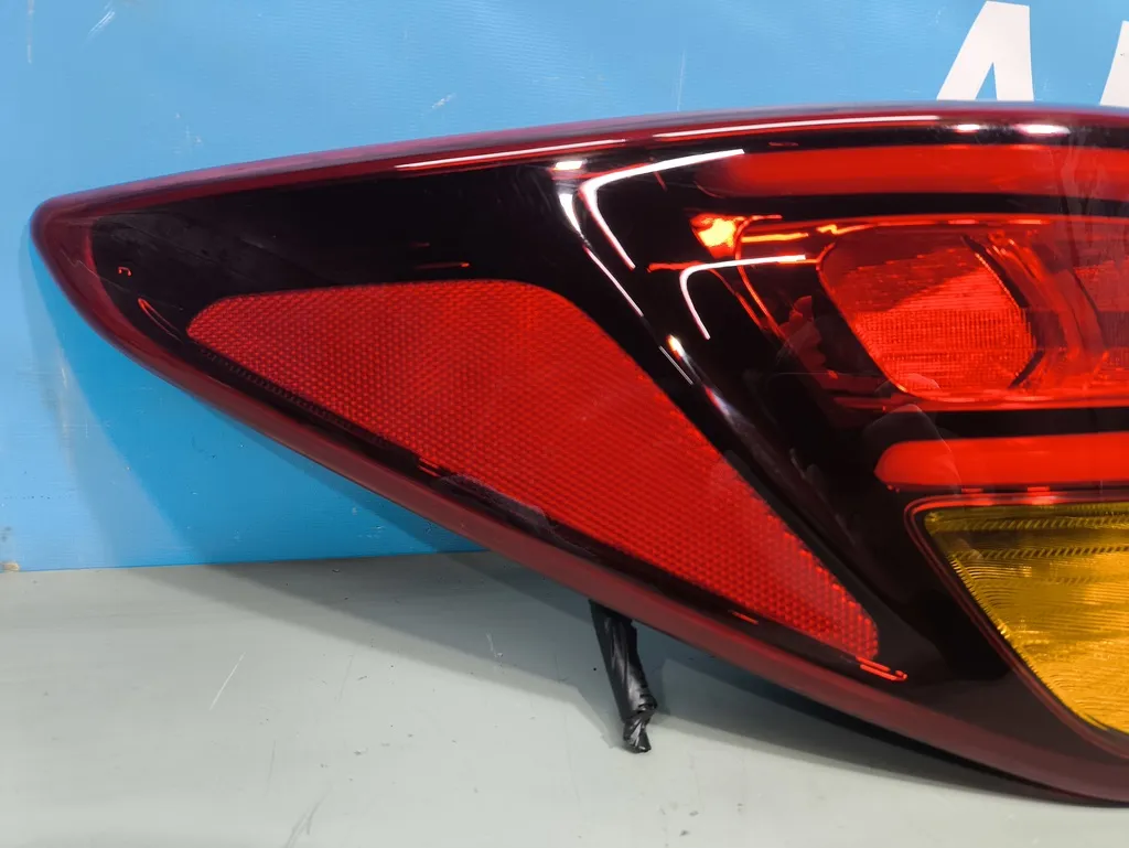 Фонарь внешний левый Hyundai Santa Fe 3 DM 2015-2018 Рестайлинг