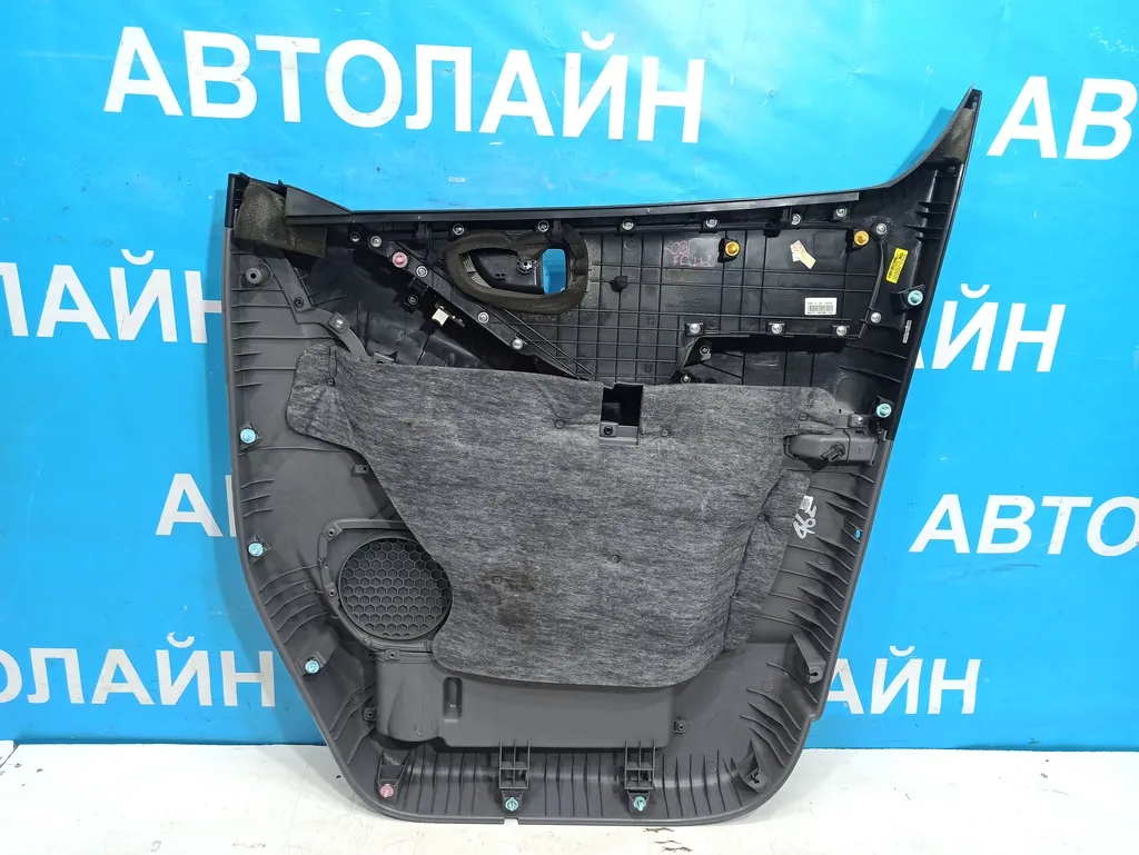 Обшивка двери передней левой Hyundai Grand Starex 2007-2015