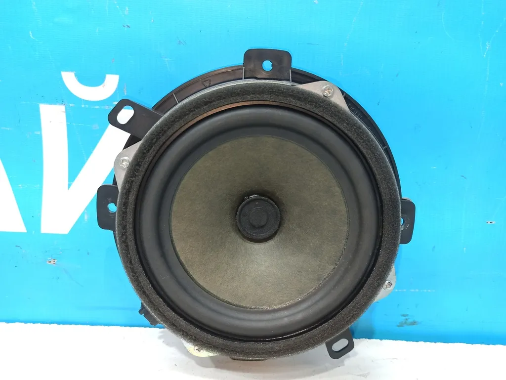 Динамик Hyundai Grand Starex 2007-2015