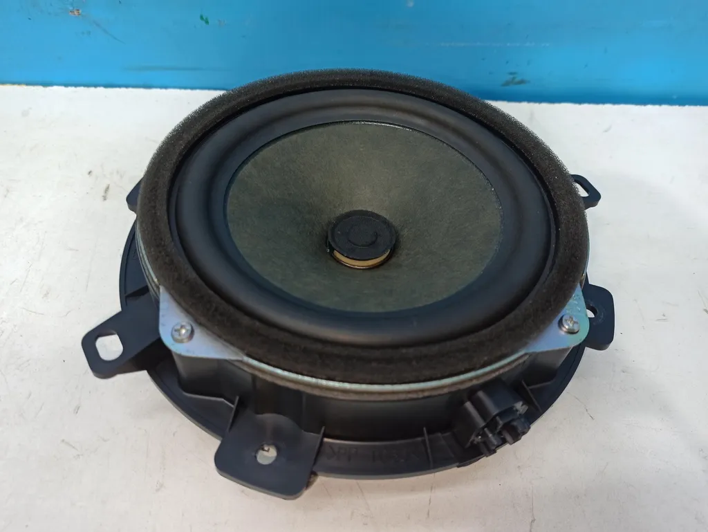 Динамик Hyundai Grand Starex 2007-2015
