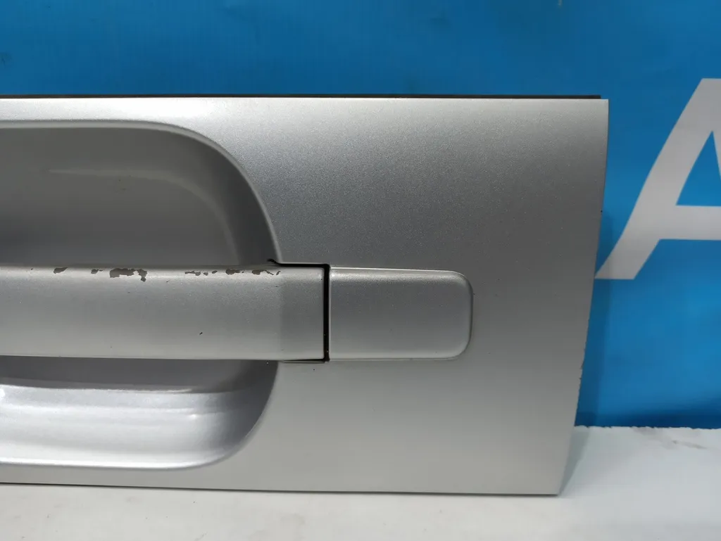 Ручка двери левая Hyundai Grand Starex 2007-2015