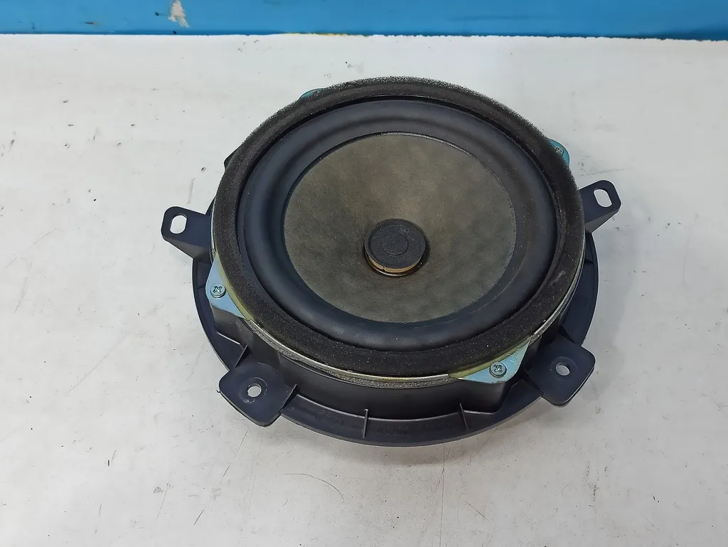 Динамик Hyundai Grand Starex 2007-2015